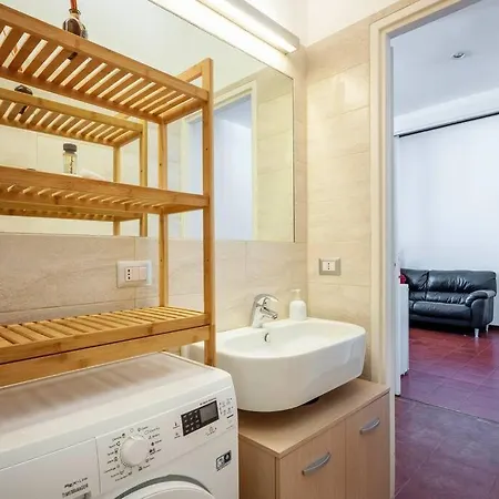 Apartment Luvi - Bertani Mailand